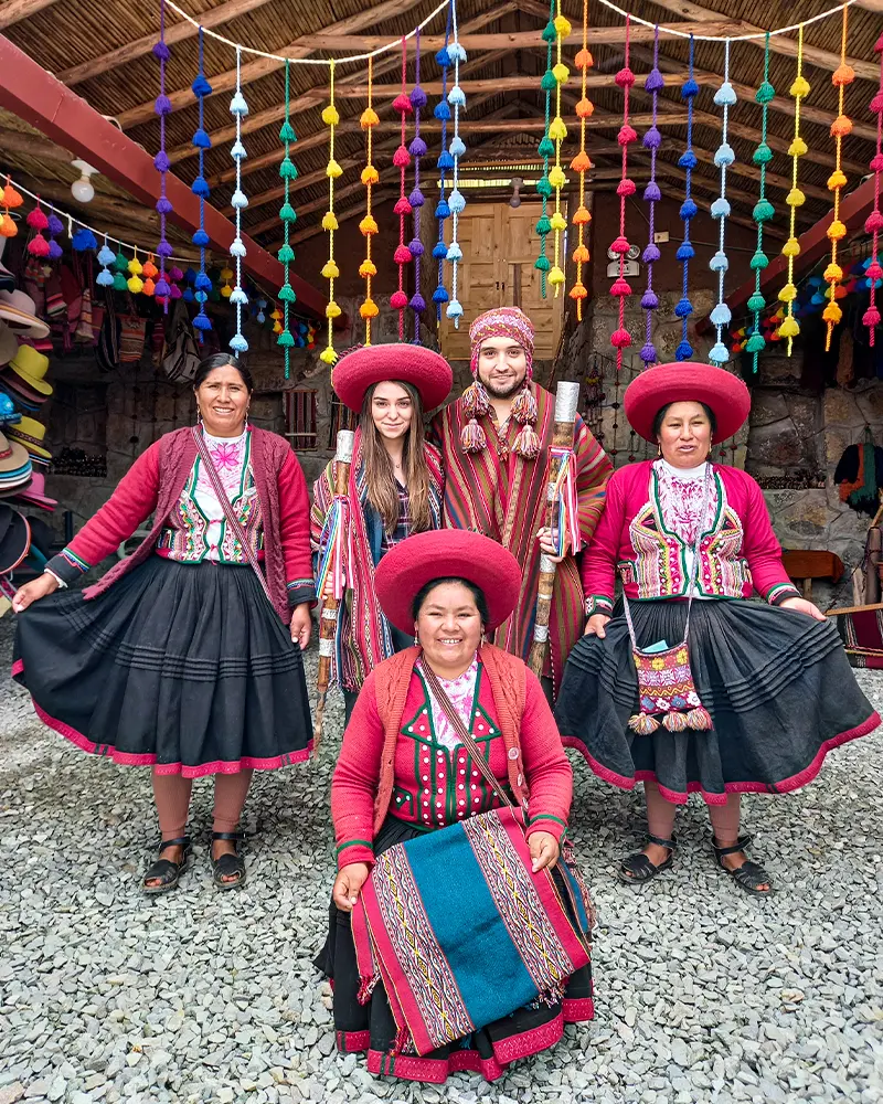 local people chinchero